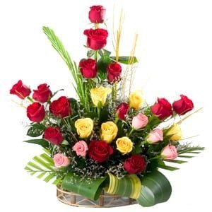 SKU-AR00154-Mixed Roses Arrangement